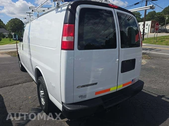 2017 Chevrolet Express 2500 Cargo Van 1WT 135.0" WB - miniatura 2