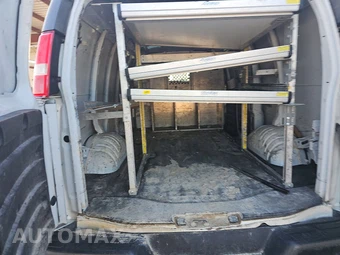 2017 Chevrolet Express 2500 Cargo Van 1WT 135.0" WB – miniatura 15