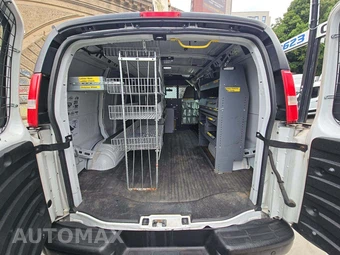 2017 Chevrolet Express 2500 Cargo Van 1WT 135.0" WB – miniatura 14