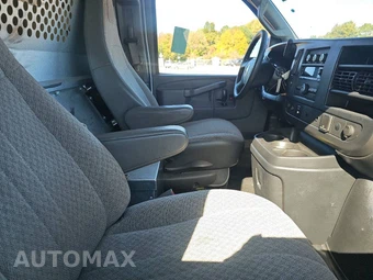 2017 Chevrolet Express 2500 Cargo Van 1WT 135.0" WB - miniatura 5