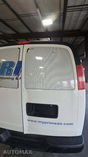 2017 Chevrolet Express 2500 Cargo Van 1WT 135.0" WB – miniatura 31
