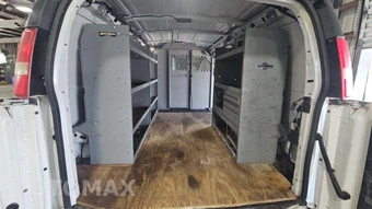 2017 Chevrolet Express 2500 Cargo Van 1WT 135.0" WB – miniatura 42