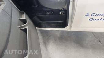 2017 Chevrolet Express 2500 Cargo Van 1WT 135.0" WB – miniatura 47