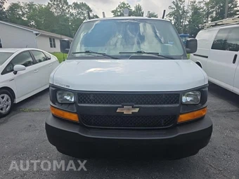 2017 Chevrolet Express 2500 Cargo Van 1WT 135.0" WB - miniatura 10