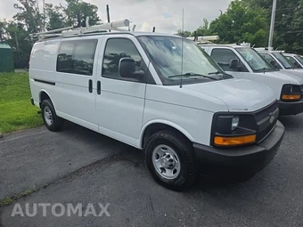 2017 Chevrolet Express 2500 Cargo Van 1WT 135.0" WB - miniatura 11