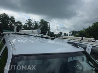 2017 Chevrolet Express 2500 Cargo Van 1WT 135.0" WB - miniatura 19