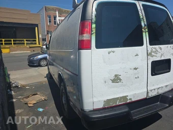 2017 Chevrolet Express 2500 Cargo Van 1WT 135.0" WB - miniatura 11