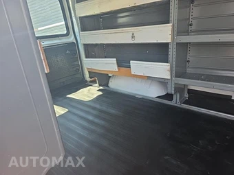 2017 Chevrolet Express 2500 Cargo Van 1WT 135.0" WB - miniatura 22