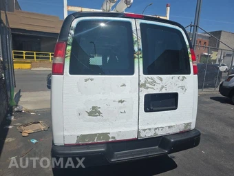 2017 Chevrolet Express 2500 Cargo Van 1WT 135.0" WB - miniatura 6