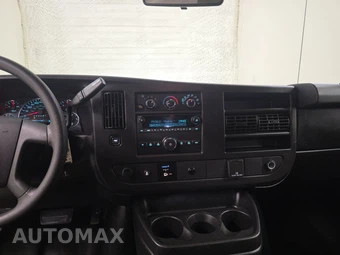 2017 Chevrolet Express 2500 Cargo Van 1WT 135.0" WB – miniatura 11