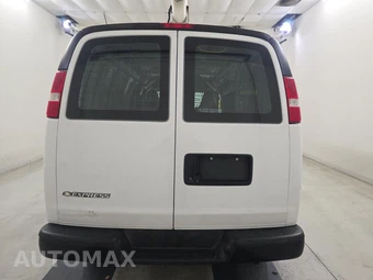 2017 Chevrolet Express 2500 Cargo Van 1WT 135.0" WB – miniatura 5