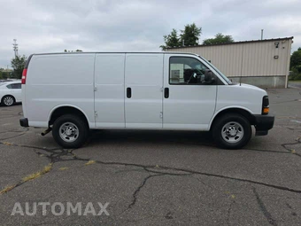 2017 Chevrolet Express 2500 Cargo Van 1WT 135.0" WB - miniatura 4