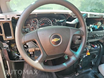 2017 Chevrolet Express 2500 Cargo Van 1WT 135.0" WB – miniatura 10