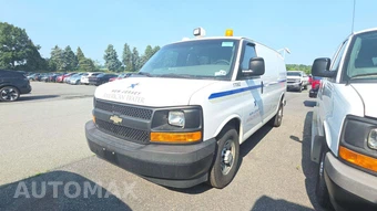 2017 Chevrolet Express 2500 Cargo Van 1WT 135.0" WB – miniatura 18