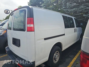 2017 Chevrolet Express 2500 Cargo Van 1WT 135.0" WB – miniatura 4