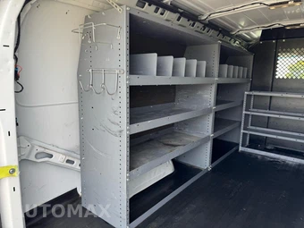 2017 Chevrolet Express 2500 Cargo Van 1WT 135.0" WB - miniatura 10