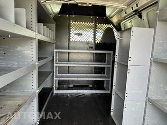2017 Chevrolet Express 2500 Cargo Van 1WT 135.0" WB - miniatura 12