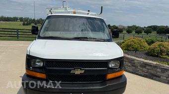 2017 Chevrolet Express 2500 Cargo Van 1WT 135.0" WB - miniatura 9