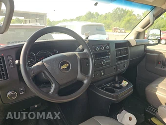 2017 Chevrolet Express 2500 Cargo Van 1WT 135.0" WB - miniatura 11