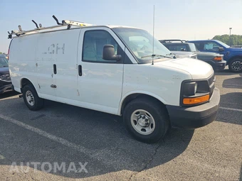 2017 Chevrolet Express 2500 Cargo Van 1WT 135.0" WB - miniatura 3
