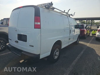 2017 Chevrolet Express 2500 Cargo Van 1WT 135.0" WB - miniatura 4