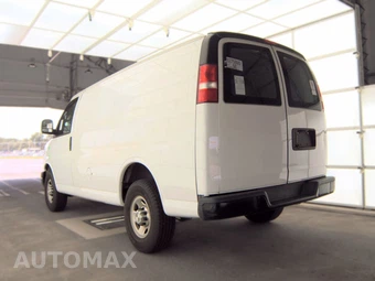 2017 Chevrolet Express 2500 Cargo Van 1WT 135.0" WB – miniatura 6