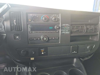 2017 Chevrolet Express 2500 Passenger Van LS 1LS 135.0" WB - miniatura 10
