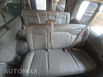 2017 Chevrolet Express 2500 Passenger Van LS 1LS 135.0" WB - miniatura 14