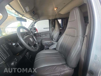 2017 Chevrolet Express 2500 Passenger Van LS 1LS 135.0" WB - miniatura 6