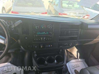 2017 Chevrolet Express 2500 Passenger Van LS 1LS 135.0" WB - miniatura 10