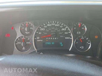 2017 Chevrolet Express 2500 Passenger Van LS 1LS 135.0" WB - miniatura 9