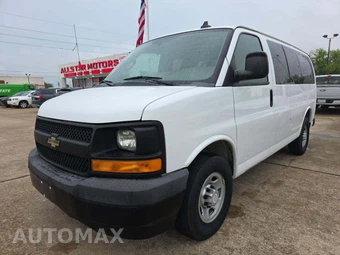 2017 Chevrolet Express 2500 Passenger Van LS 1LS 135.0" WB