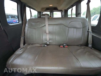 2017 Chevrolet Express 2500 Passenger Van LS 1LS 135.0" WB - miniatura 13