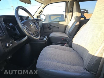 2017 Chevrolet Express 2500 Passenger Van LT 1LT 135.0" WB - miniatura 7