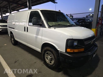 2017 Chevrolet Express 3500 Cargo Van 1WT 135.0" WB - miniatura 3