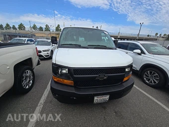 2017 Chevrolet Express 3500 Cargo Van 1WT 135.0" WB - miniatura 2