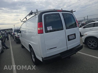 2017 Chevrolet Express 3500 Cargo Van 1WT 135.0" WB - miniatura 6