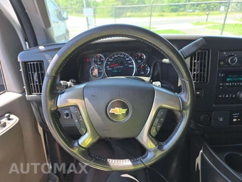 2017 Chevrolet Express 3500 Cargo Van 1WT 155.0" WB - miniatura 21