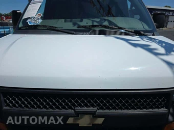 2017 Chevrolet Express 3500 Cargo Van 1WT 155.0" WB - miniatura 24