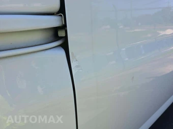 2017 Chevrolet Express 3500 Cargo Van 1WT 155.0" WB - miniatura 30