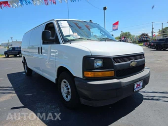 2017 Chevrolet Express 3500 Cargo Van 1WT 155.0" WB - miniatura 4