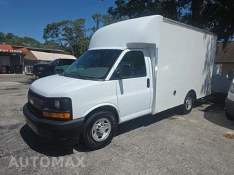 2017 Chevrolet Express 3500 Cutaway 1WT