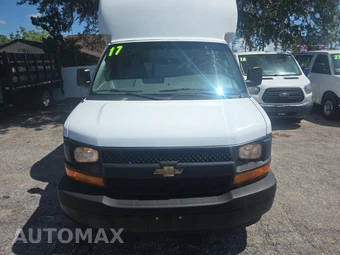 2017 Chevrolet Express 3500 Cutaway 1WT - miniatura 2