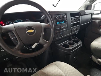 2017 Chevrolet Express 3500 Cutaway 1WT - miniatura 11