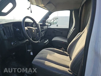 2017 Chevrolet Express 3500 Cutaway 1WT - miniatura 7