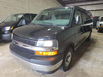 2017 Chevrolet Express 3500 Passenger Van LT 1LT 155.0" WB