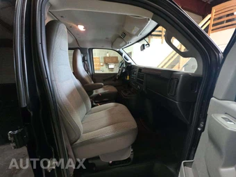 2017 Chevrolet Express 3500 Passenger Van LT 1LT 155.0" WB - miniatura 19