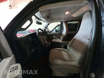 2017 Chevrolet Express 3500 Passenger Van LT 1LT 155.0" WB - miniatura 6