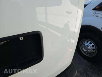 2017 Chevrolet Express 3500 Passenger Van LT 1LT 155.0" WB – miniatura 27