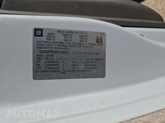2017 Chevrolet Express 3500 Passenger Van LT 1LT 155.0" WB – miniatura 5